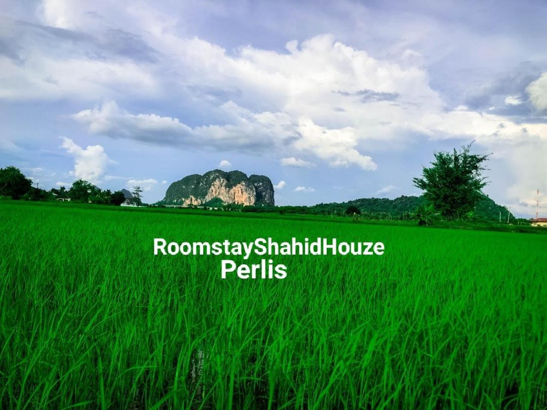 Roomstay Shahid Hou'Ze Kangar Zewnętrze zdjęcie